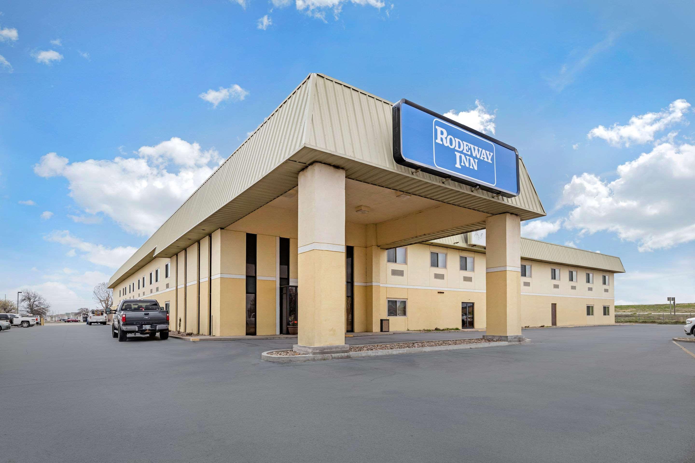 Rodeway Inn South Hutchinson Eksteriør bilde