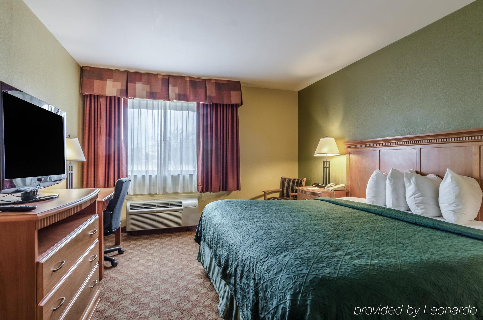 Rodeway Inn South Hutchinson Eksteriør bilde
