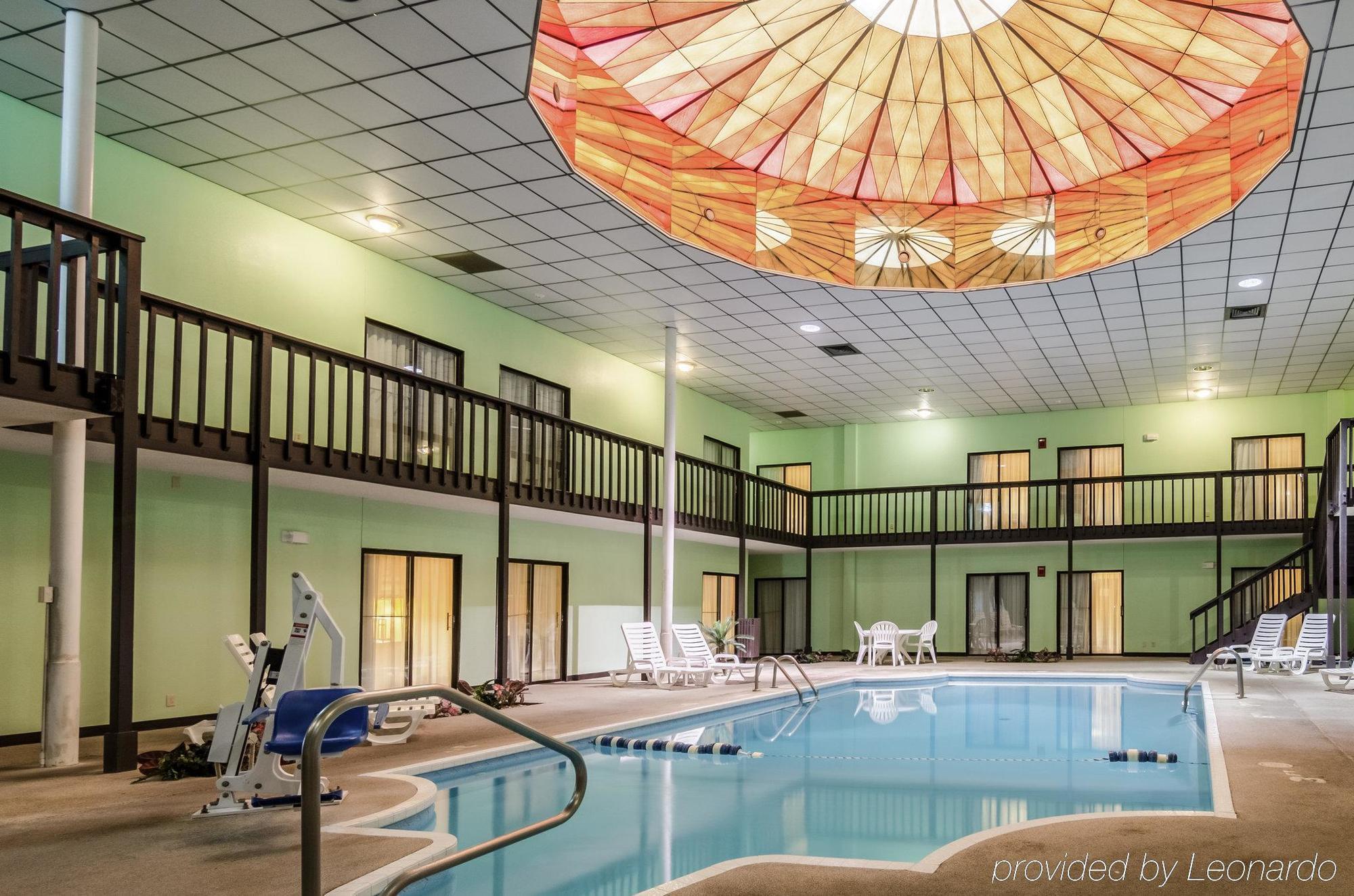 Rodeway Inn South Hutchinson Eksteriør bilde